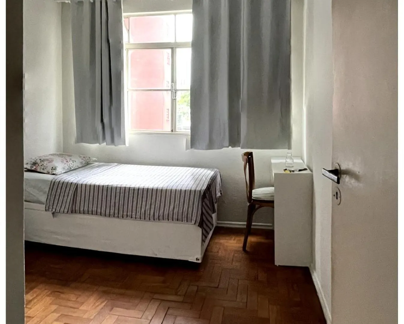 Avenida Paulista - Quarto Solteiro Em Apartamento Compartilhado Σάο Πάολο